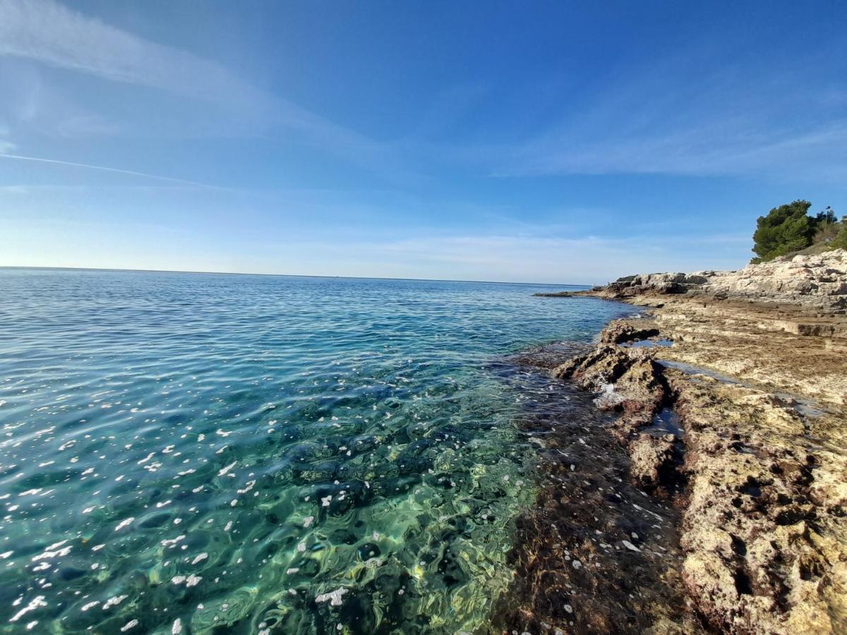 Apartmani Monte Pula Bagian luar foto