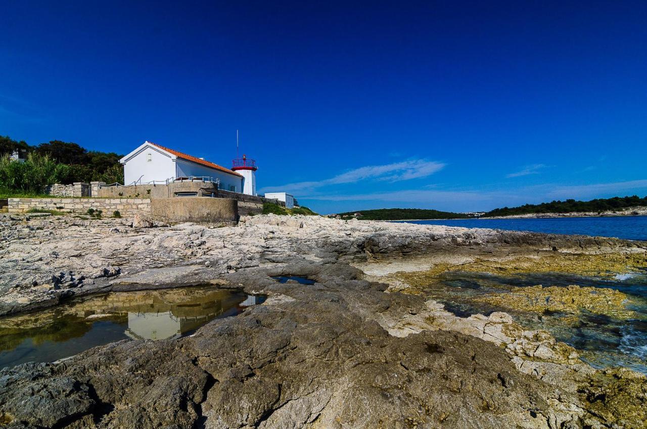 Apartmani Monte Pula Bagian luar foto